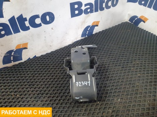Петля бардачка
