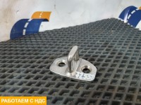 Ответная часть замка двери