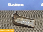 Кронштейн переднего амортизатора